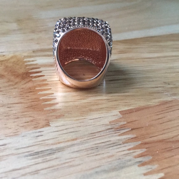 Bejeweled ring - Picture 4 of 6